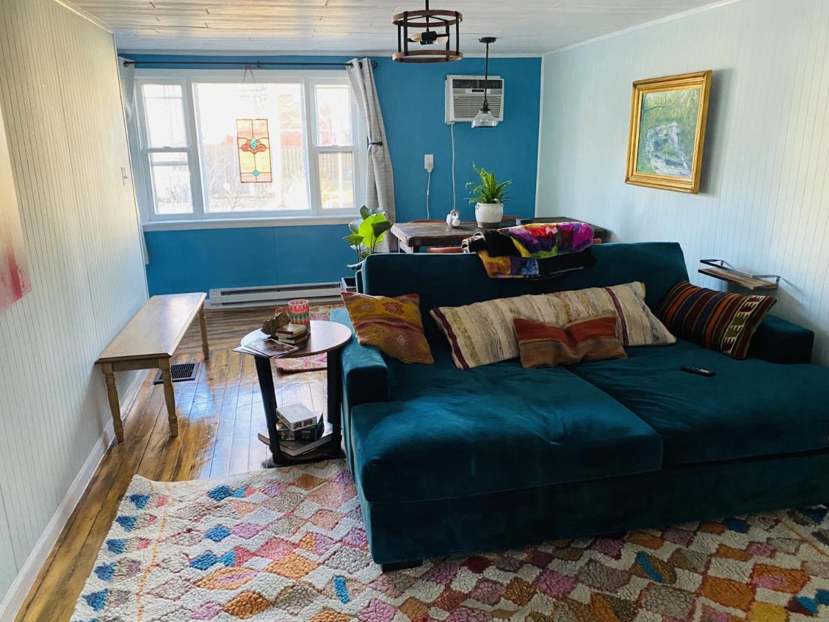 Boho-Chic Travel Pad - Unit 2 Apartment Bloomington Luaran gambar