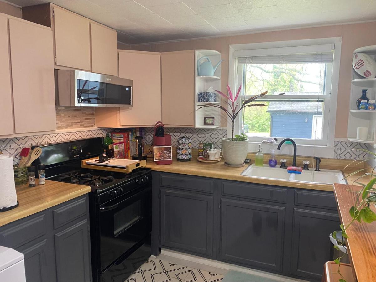 Boho-Chic Travel Pad - Unit 2 Apartment Bloomington Luaran gambar