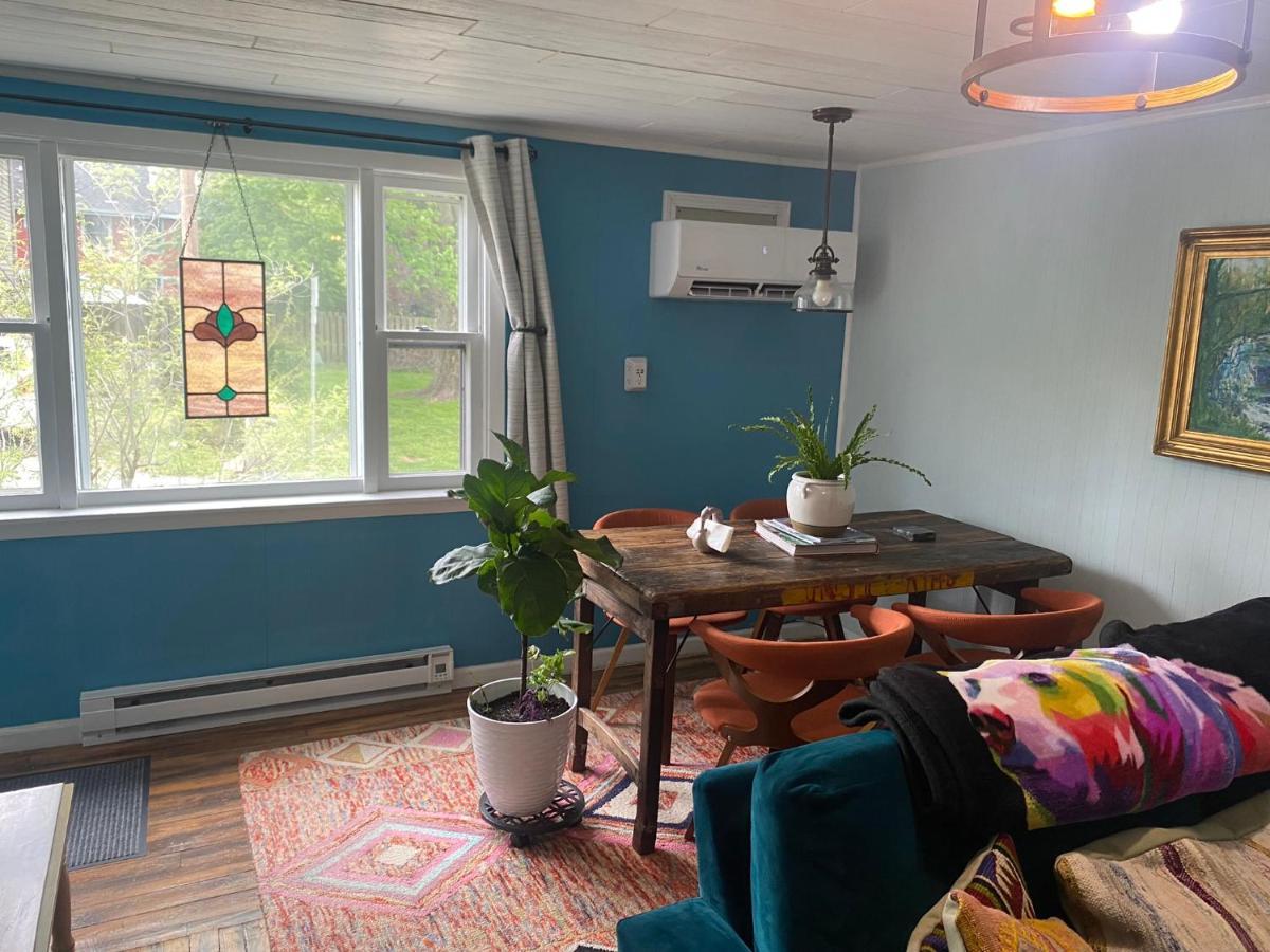 Boho-Chic Travel Pad - Unit 2 Apartment Bloomington Luaran gambar